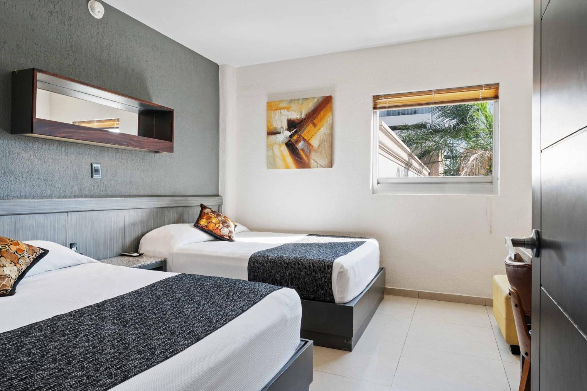 Homesuites Zaragoza Culiacán 外观 照片