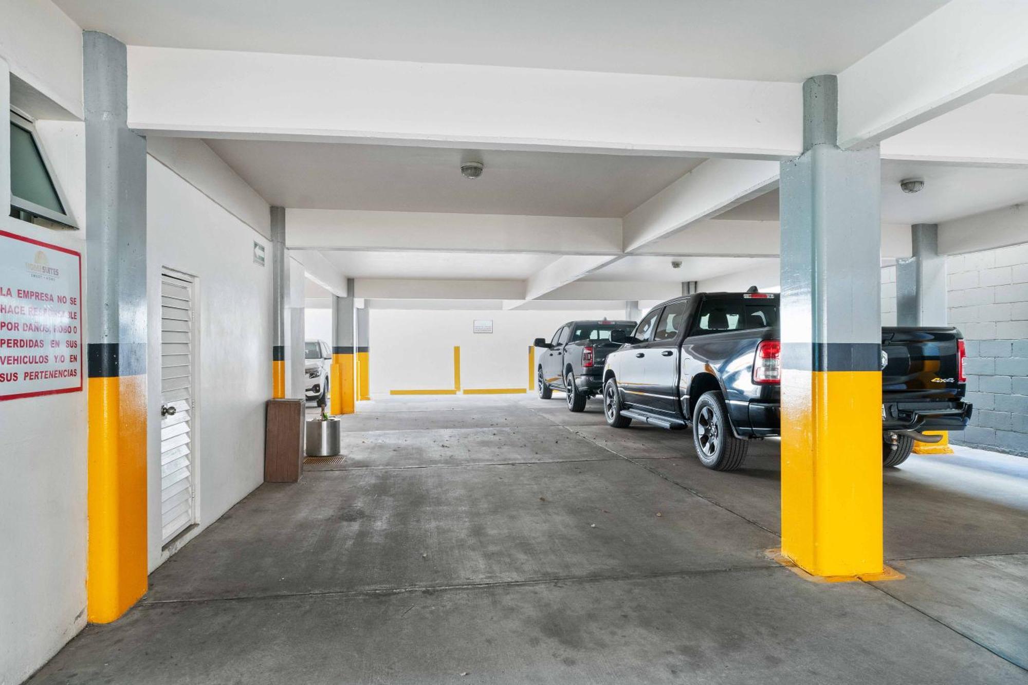 Homesuites Zaragoza Culiacán 外观 照片