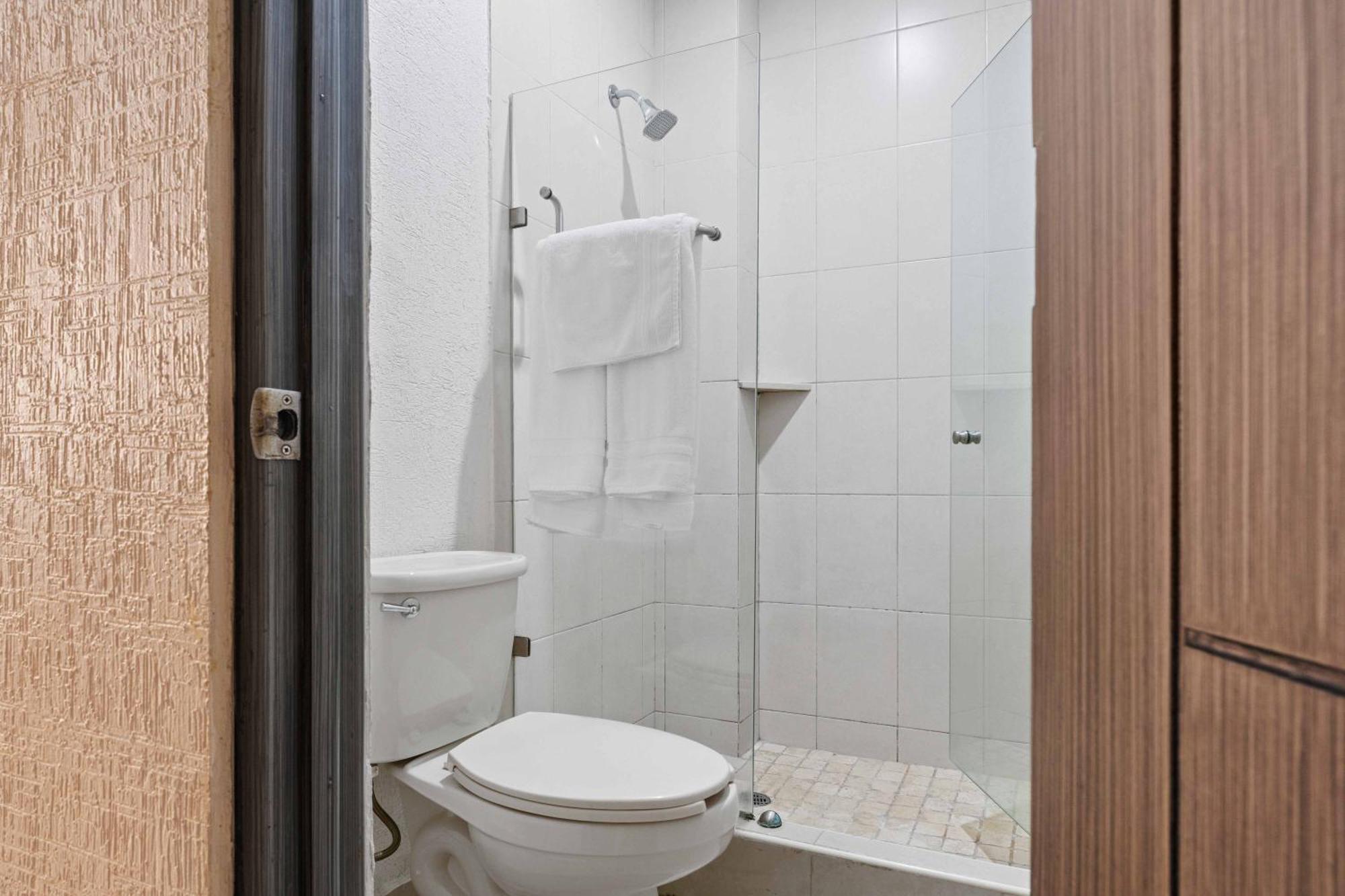 Homesuites Zaragoza Culiacán 外观 照片